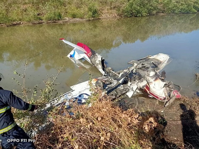 Pilot dead in a 2-seater plane crash in Alaminos City